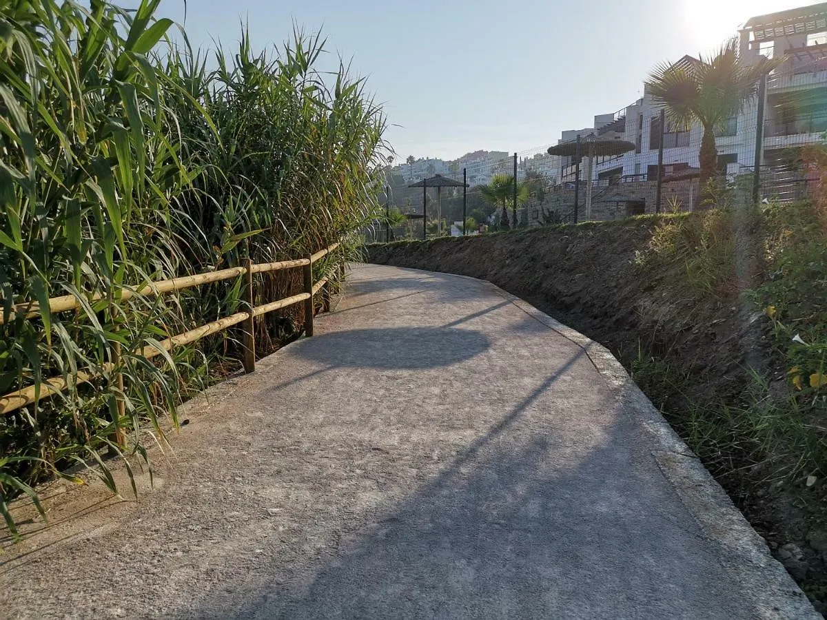 Sinfonia Del Mar Apartment 에스테포나 0*,  스페인