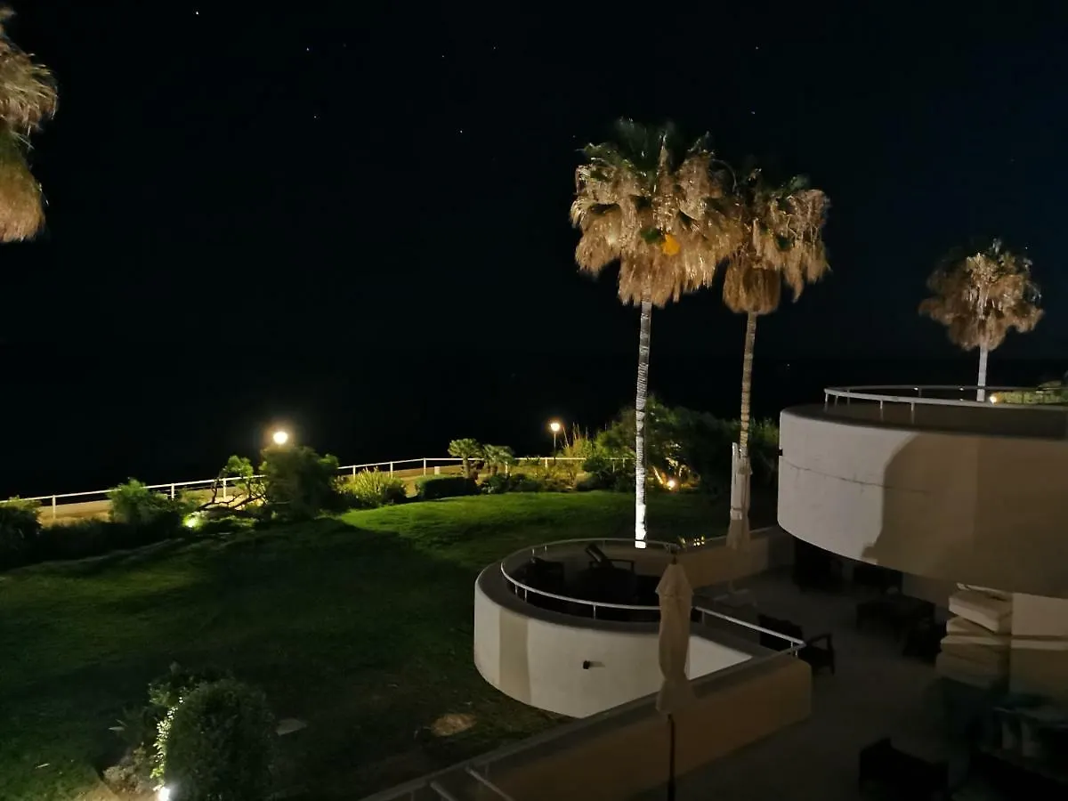 Sinfonia Del Mar Apartment 에스테포나 0*,